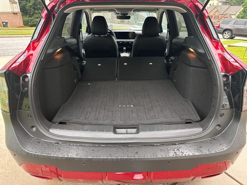2025 Nissan Kicks