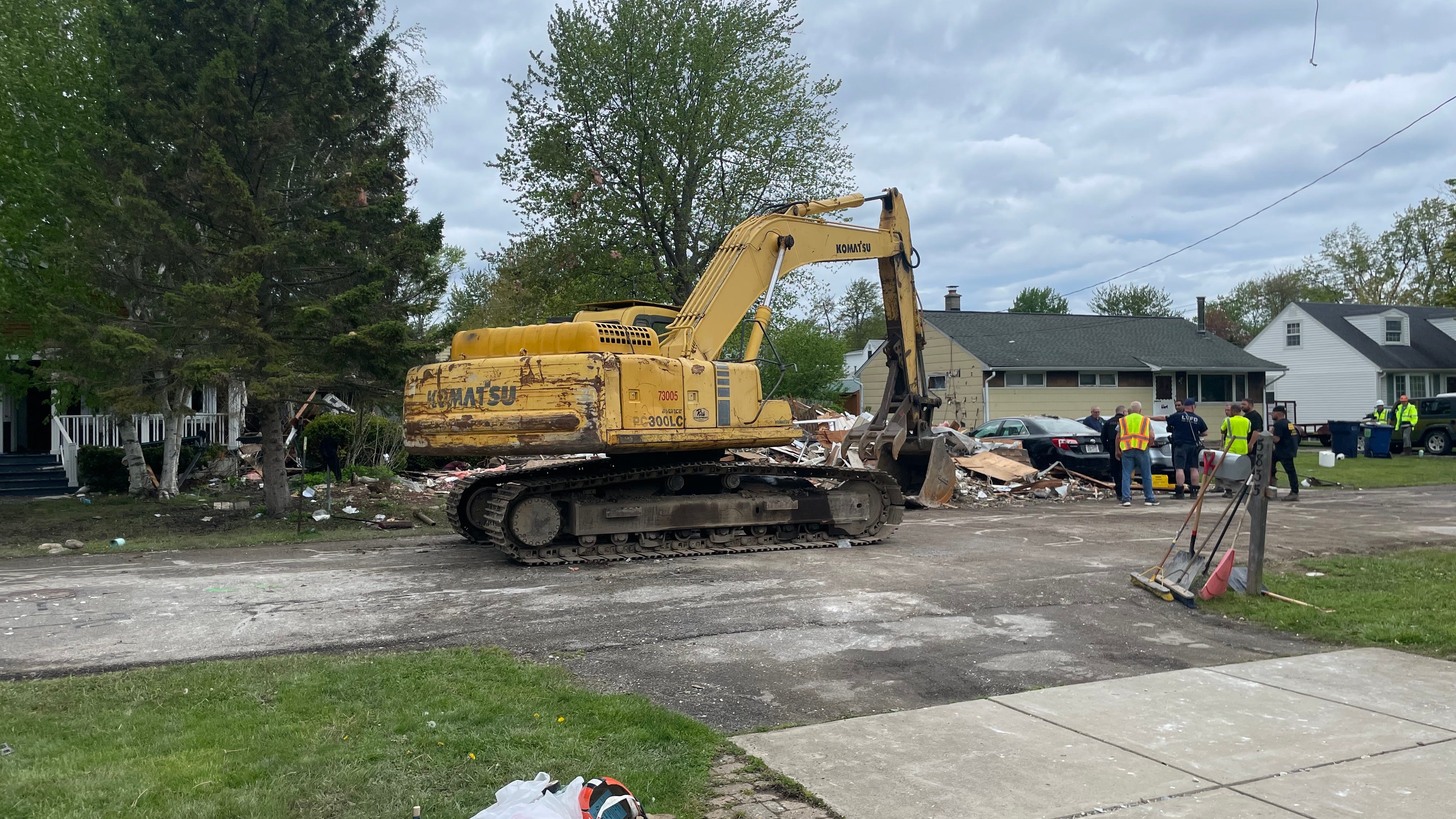 Lake View residents shocked by Monday house explosion, even from miles away