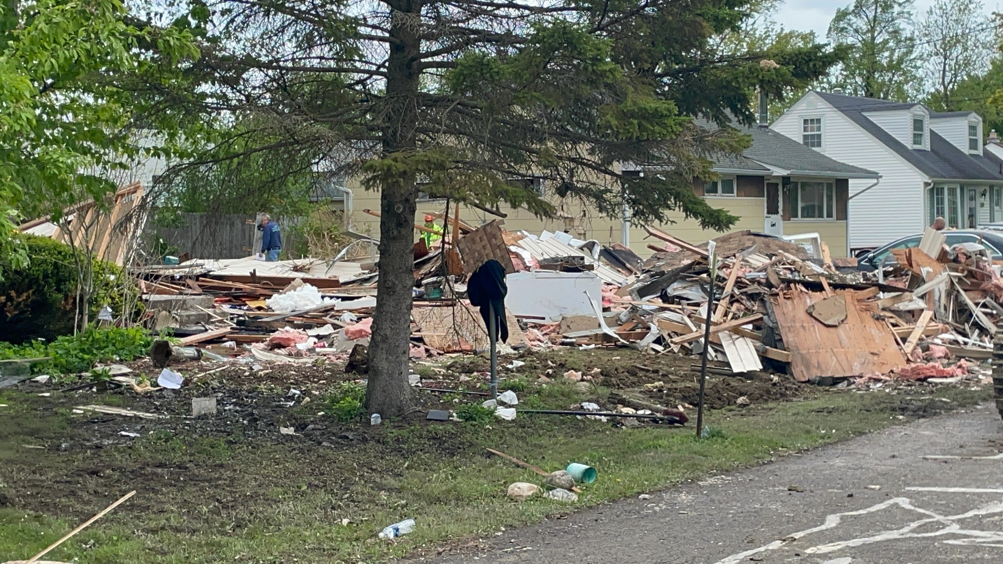 78-year-old woman killed in Lake View house explosion; 78-year-old husband critically injured