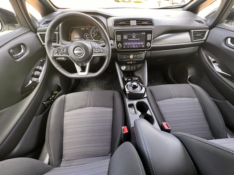 2024 Nissan LEAF