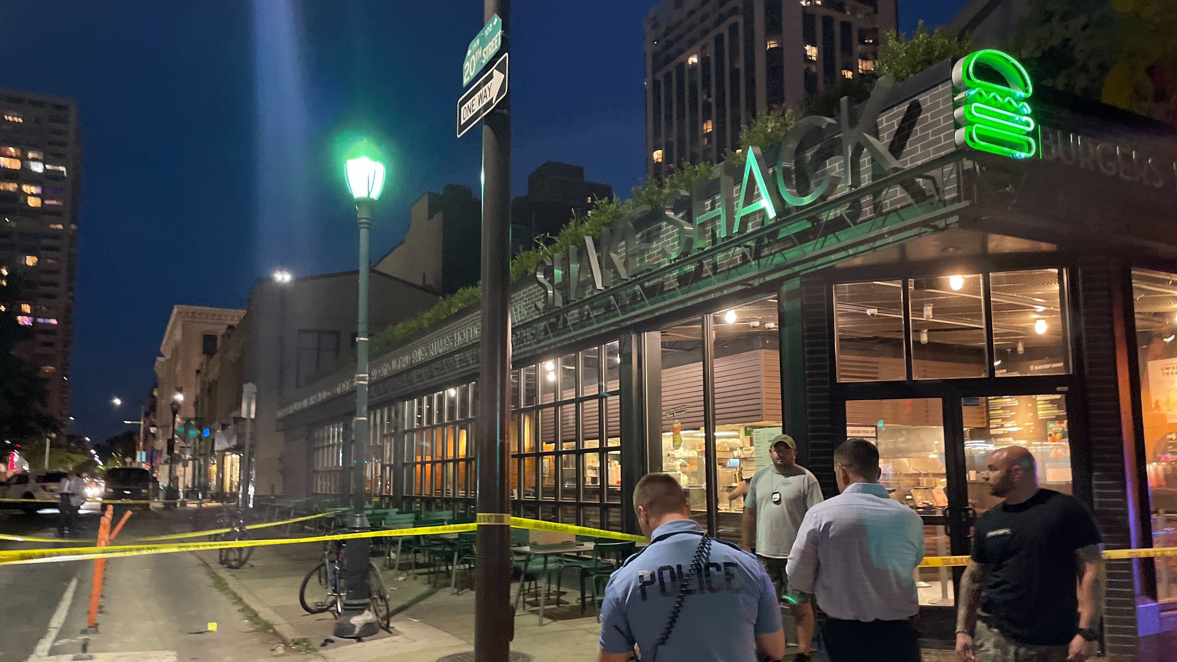 Man shot, critically hurt during fight in Center City, police say