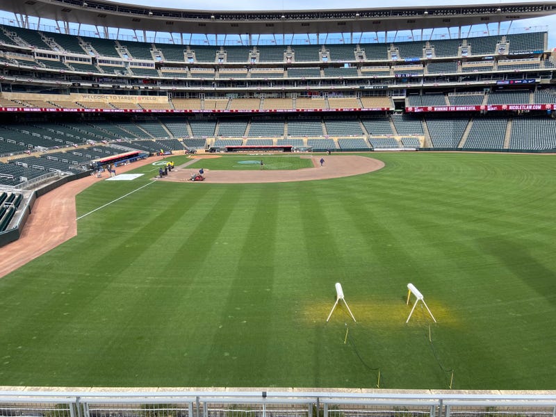 Minnesota Twins, MLB Baseball, 2024 Opening Day, Target Field
