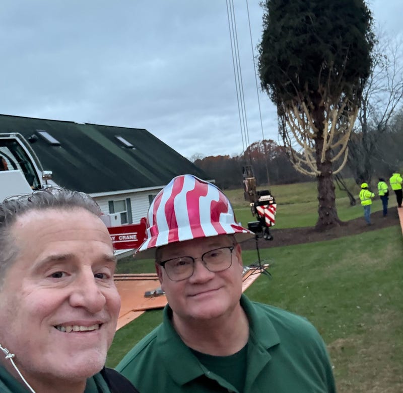 1010 WINS reporter Glenn Schuck with Erik Pauze, the head gardener for Rockefeller Center