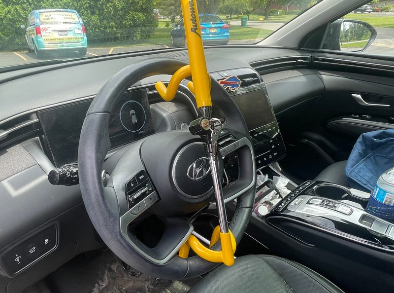 Hyundai steering wheel lock device