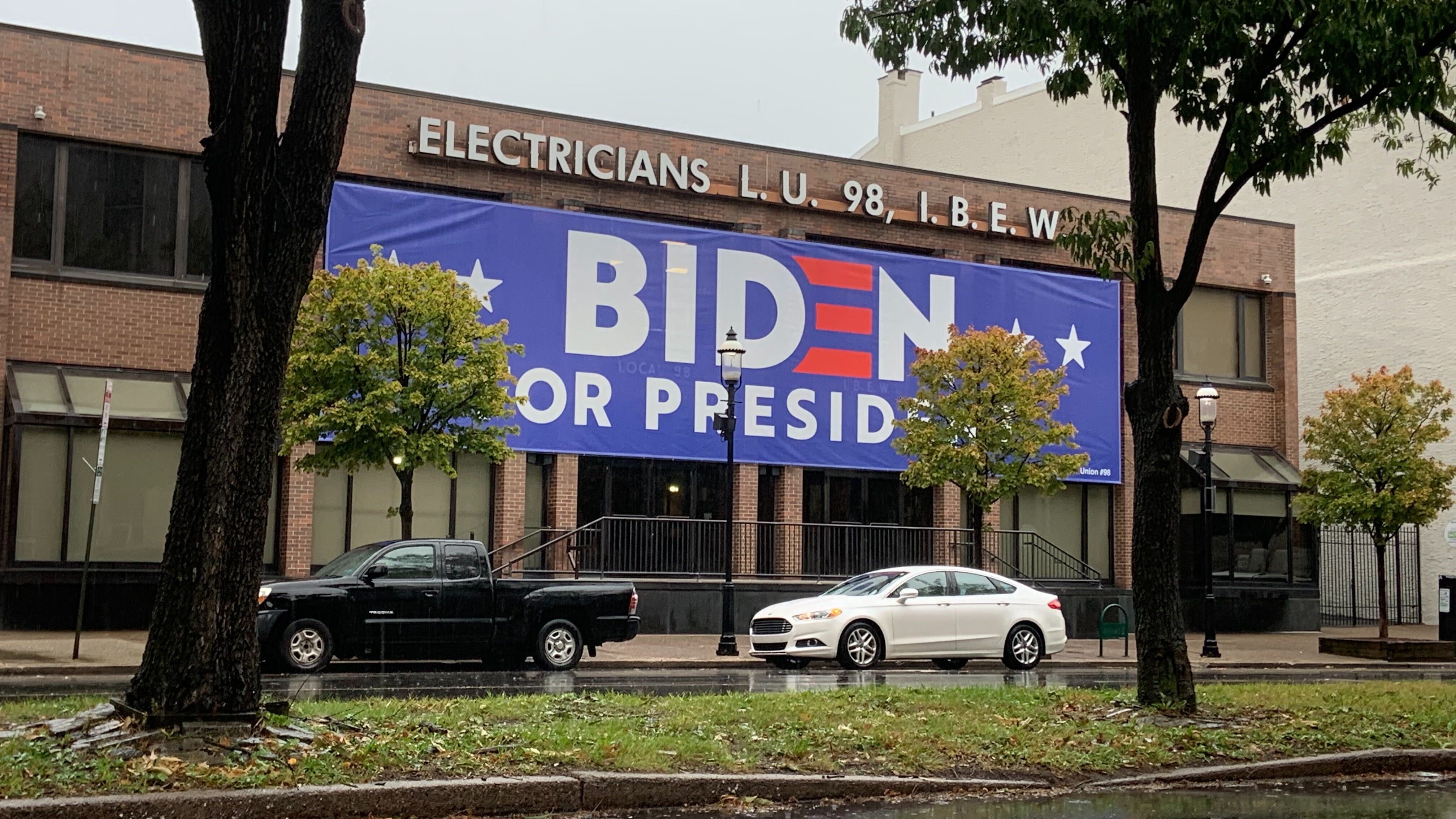FBI agents raid IBEW Local 98 Philadelphia offices