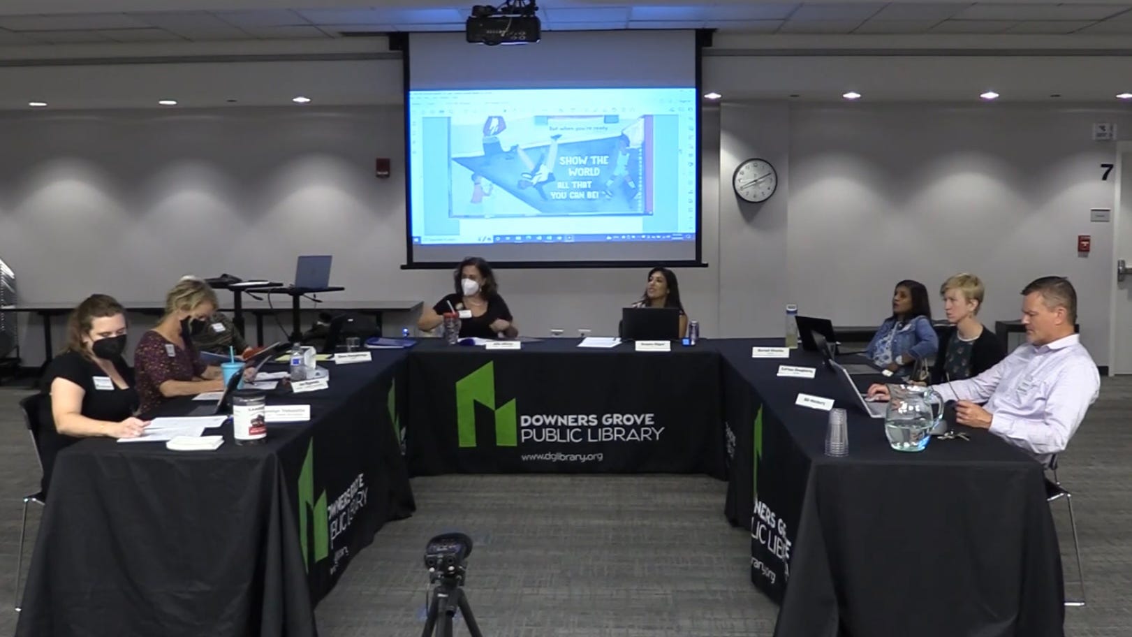Drag queen bingo takes center stage at hours-long Downers Grove library board meeting