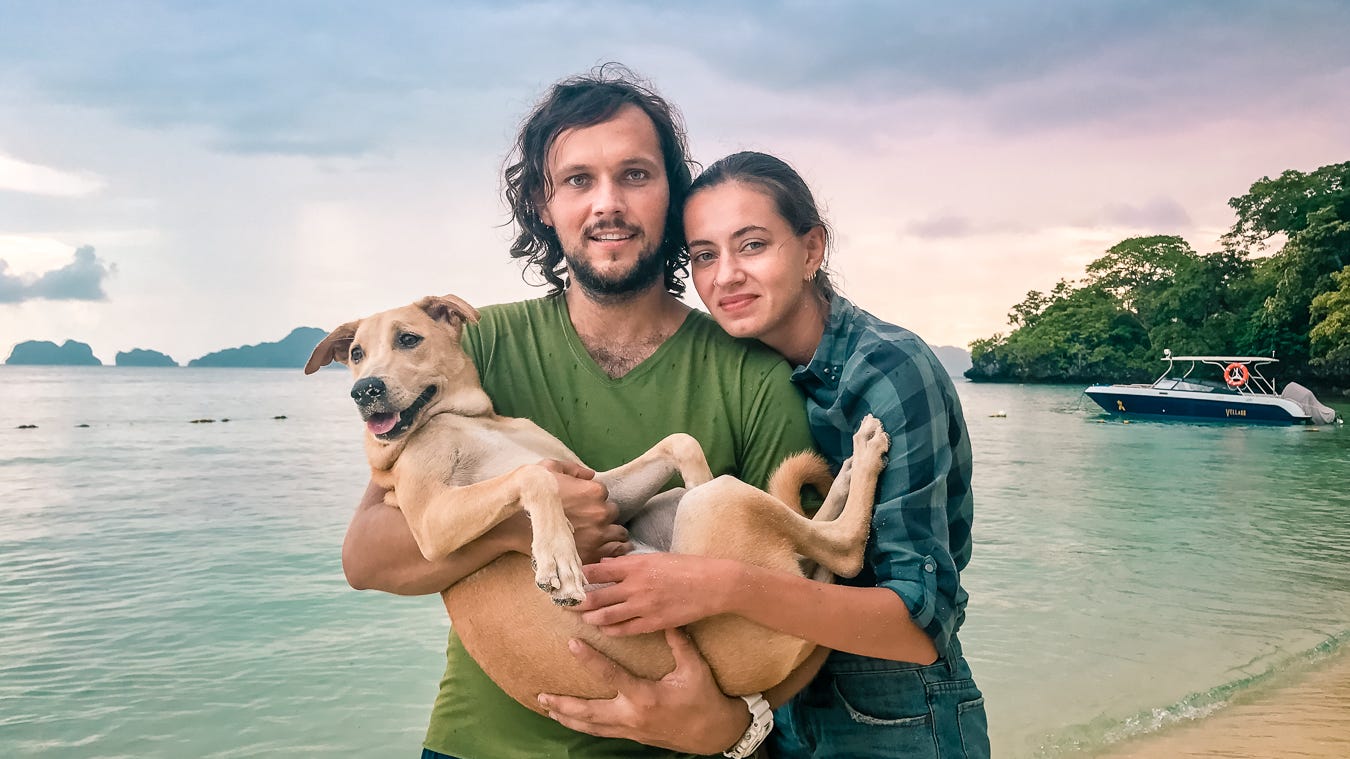 Family tells story of war in Ukraine through beloved dog's social media pages