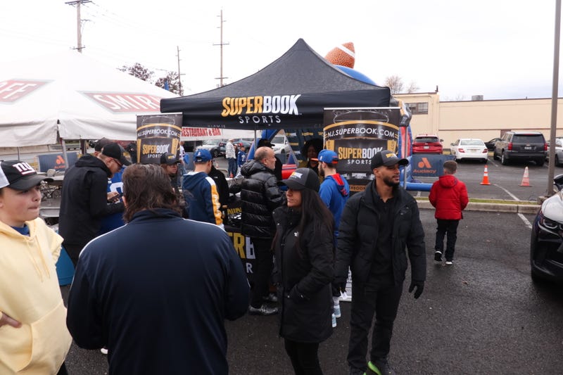 Tiki & Tierney's Tailgate and live Football Sunday broadcast at Redd's