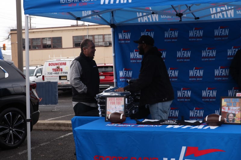 Tiki & Tierney's Tailgate and live Football Sunday broadcast at Redd's