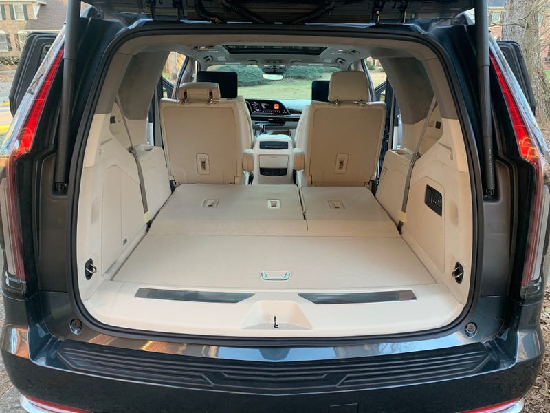  2021 Cadillac Escalade Platinum 4WD