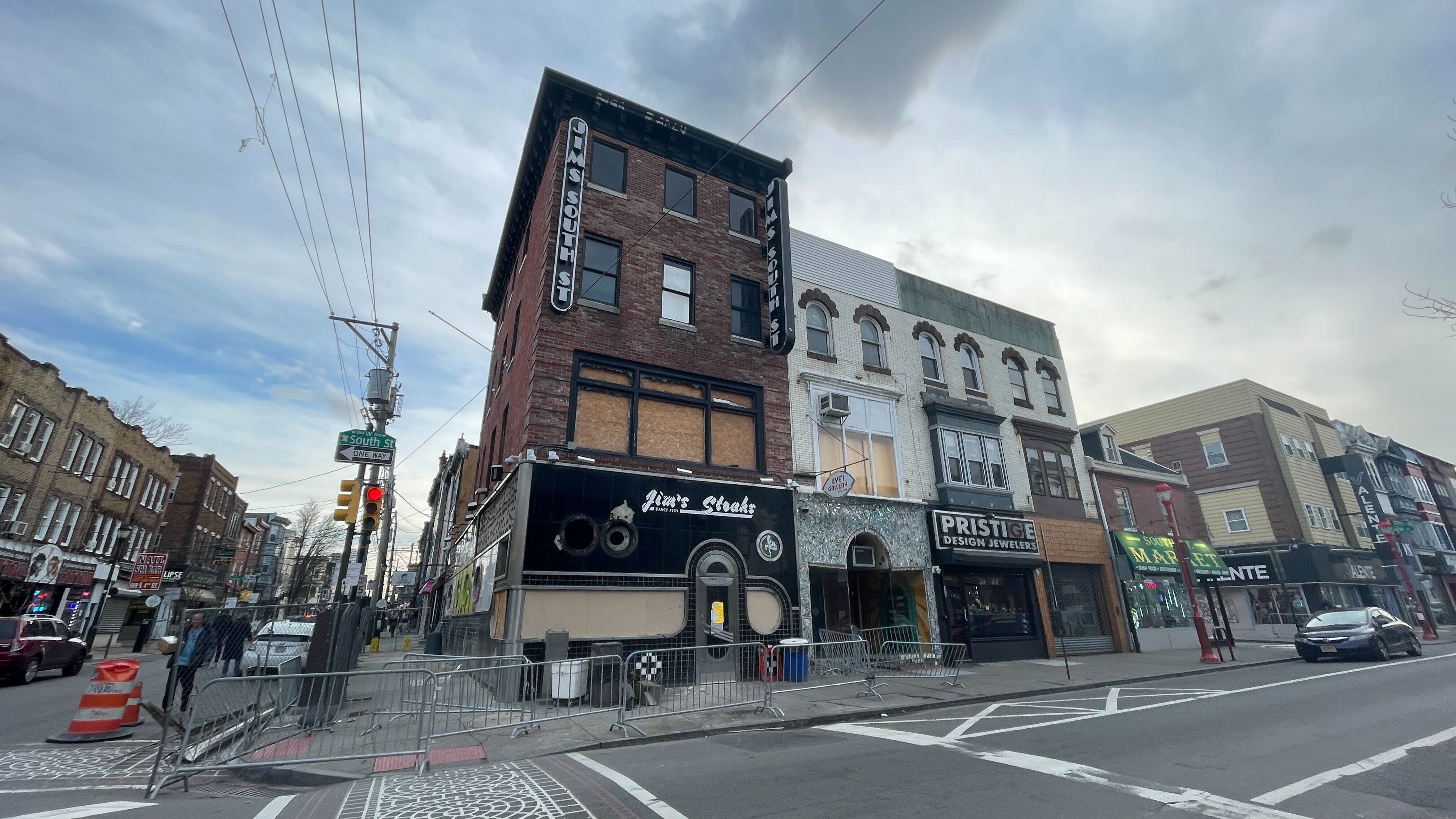 Original mosaics from Eye’s Gallery will stay when Jim’s Steaks expands into space