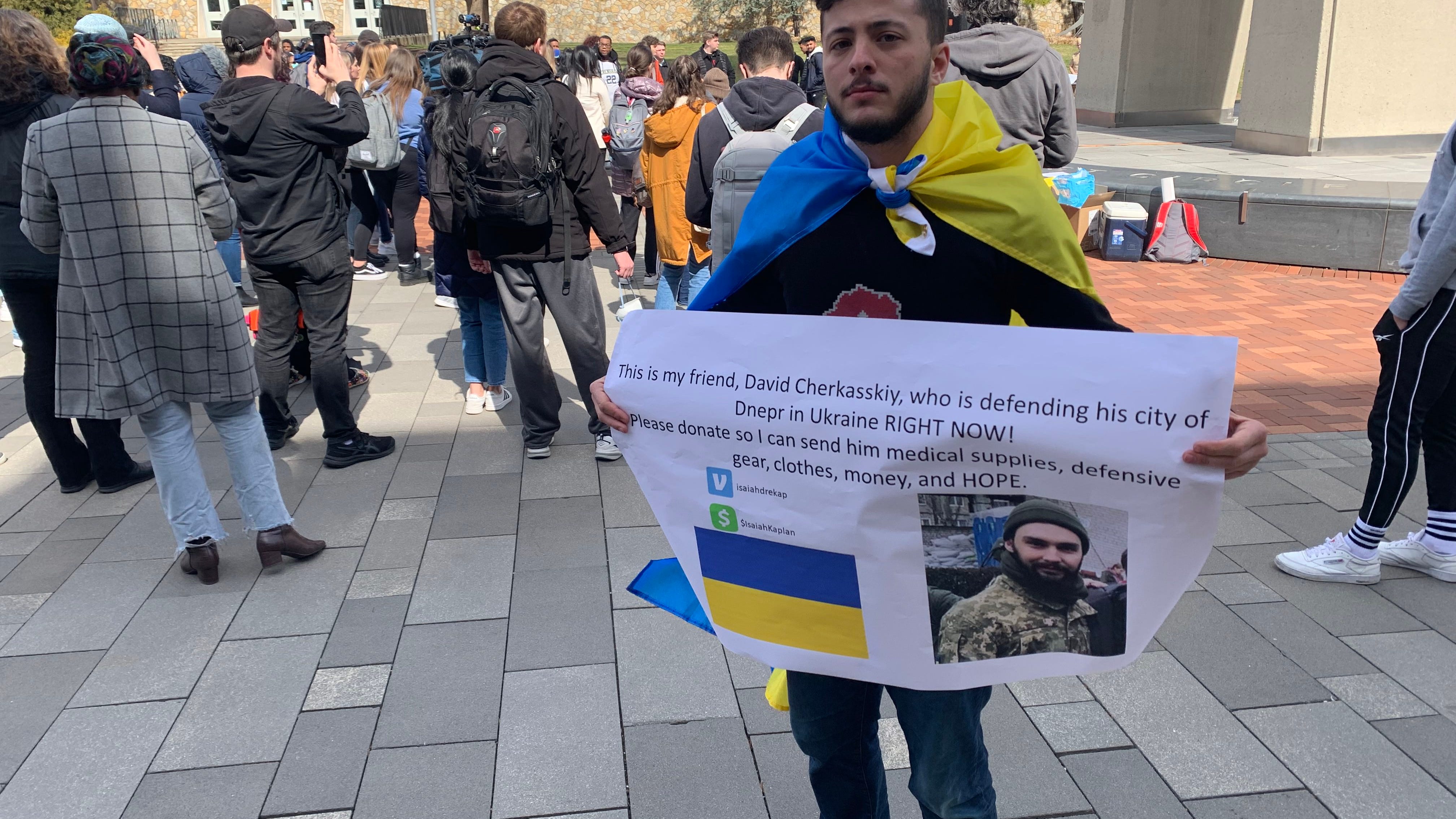 ‘We’re doing everything we can’: Ukrainian Temple students, advocates rally on campus