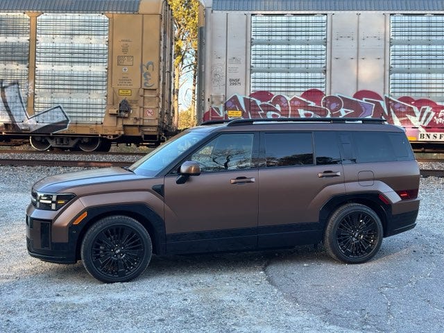 Hyundai Santa Fe Calligraphy Hybrid AWD