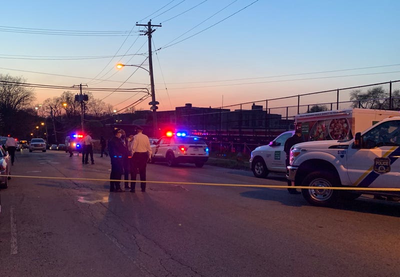 Philadelphia police officer shot in Olney