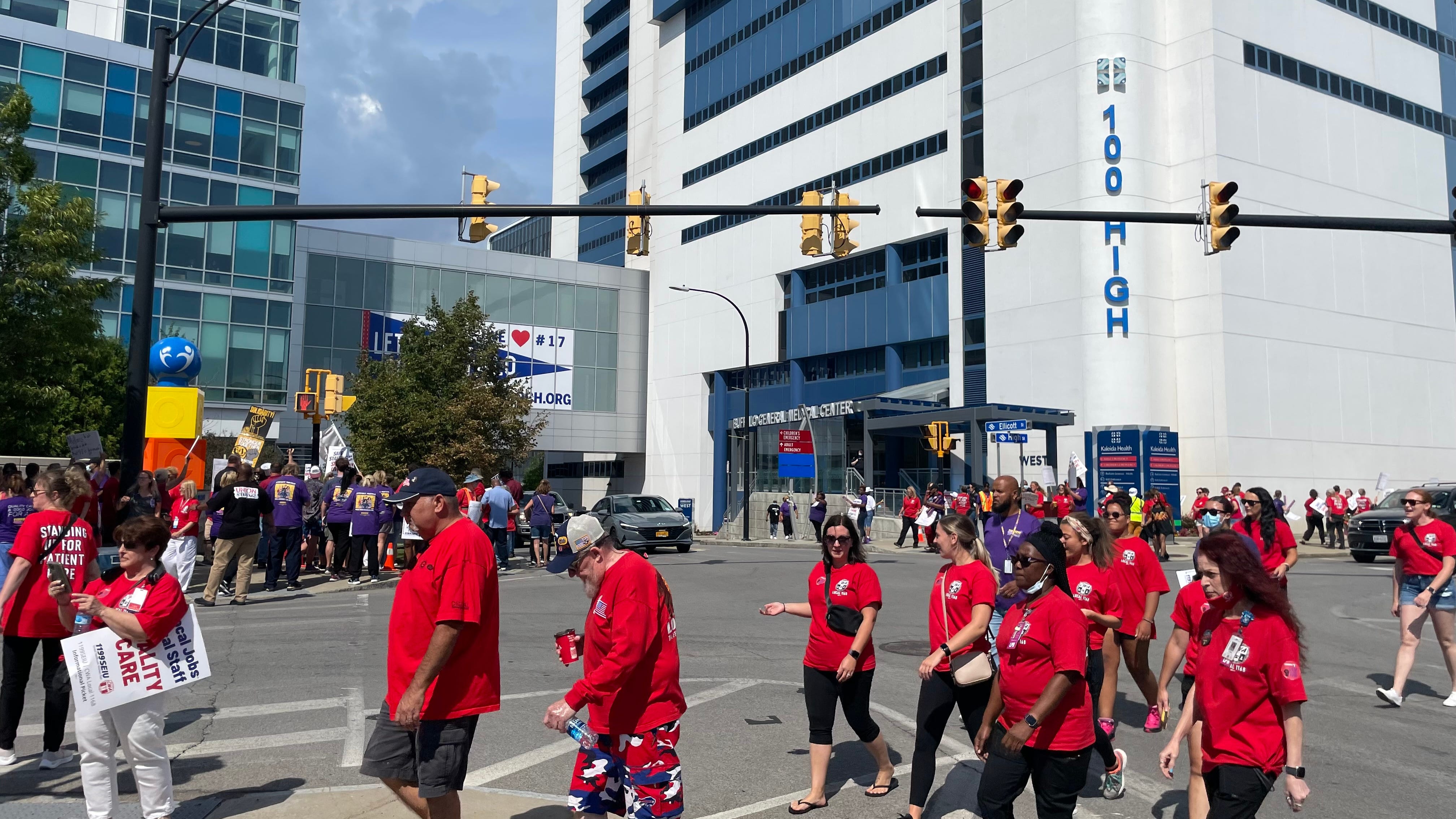 Kaleida Health workers picket Thursday outside Buffalo General, Oishei Children's Hospitals