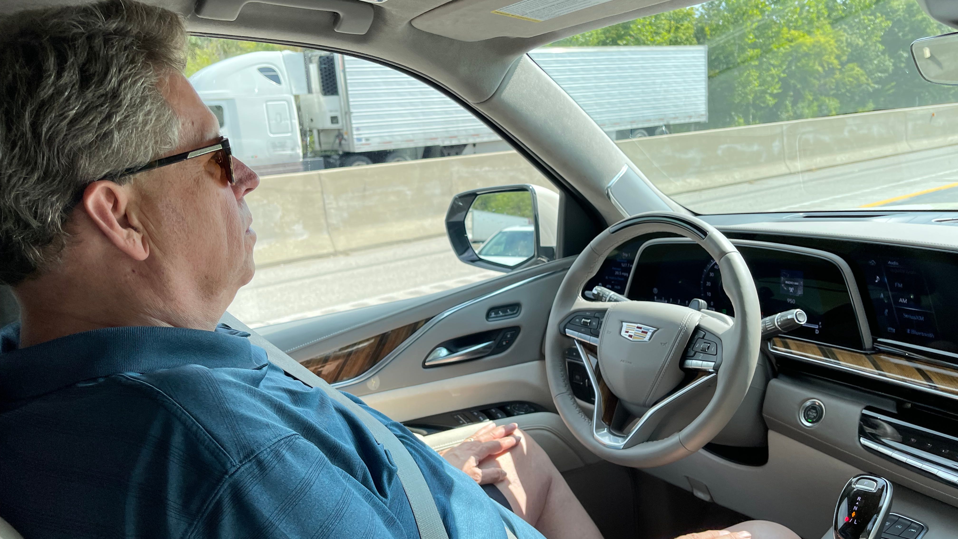 Is hands-free the way to be? Test driving GM's Cadillac Escalade with Super Cruise