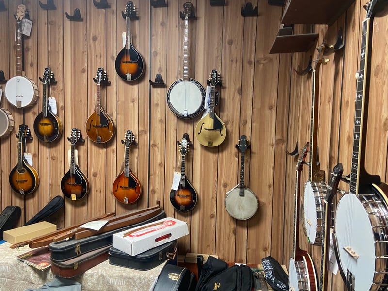 Need a banjo? A mandolin? A little sheet music? Maybe some bluegrass records? There was one place to start for nearly five decades in the Twin Cities, Homestead Pickin' Parlor.