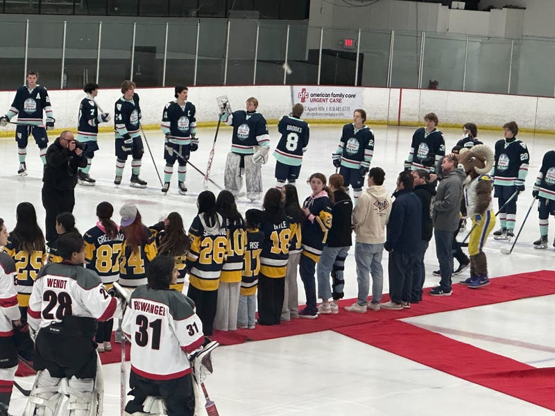 Community celebrates the resilience of the Santa Clarita Lady Flyers. 