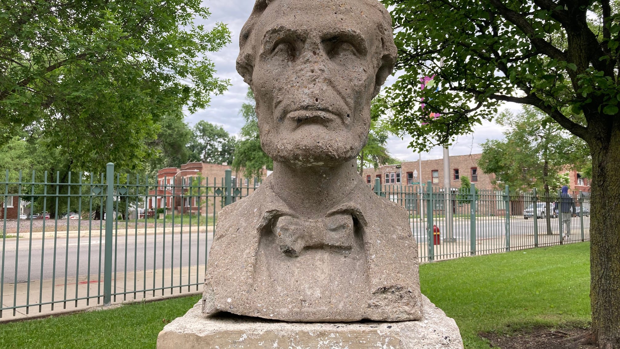 Battered Lincoln bust finds safe harbor at Chicago library: ‘It’s happy in its new home’