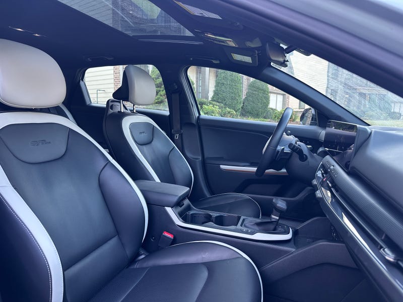 2025 Kia K4 GT-Line
