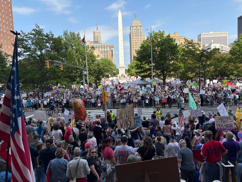 Demonstrators around Niagara Square protesting President Trump