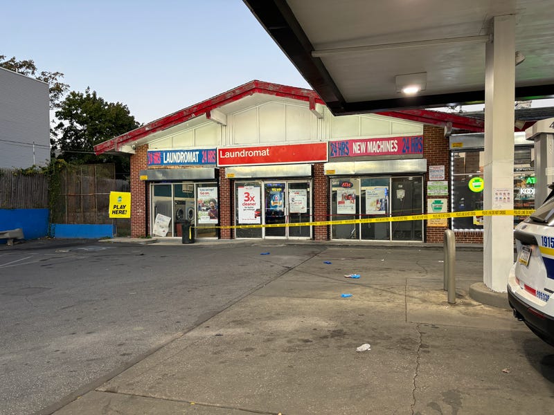 Man fatally stabbed while playing at skill gaming machine in West Philly laundromat