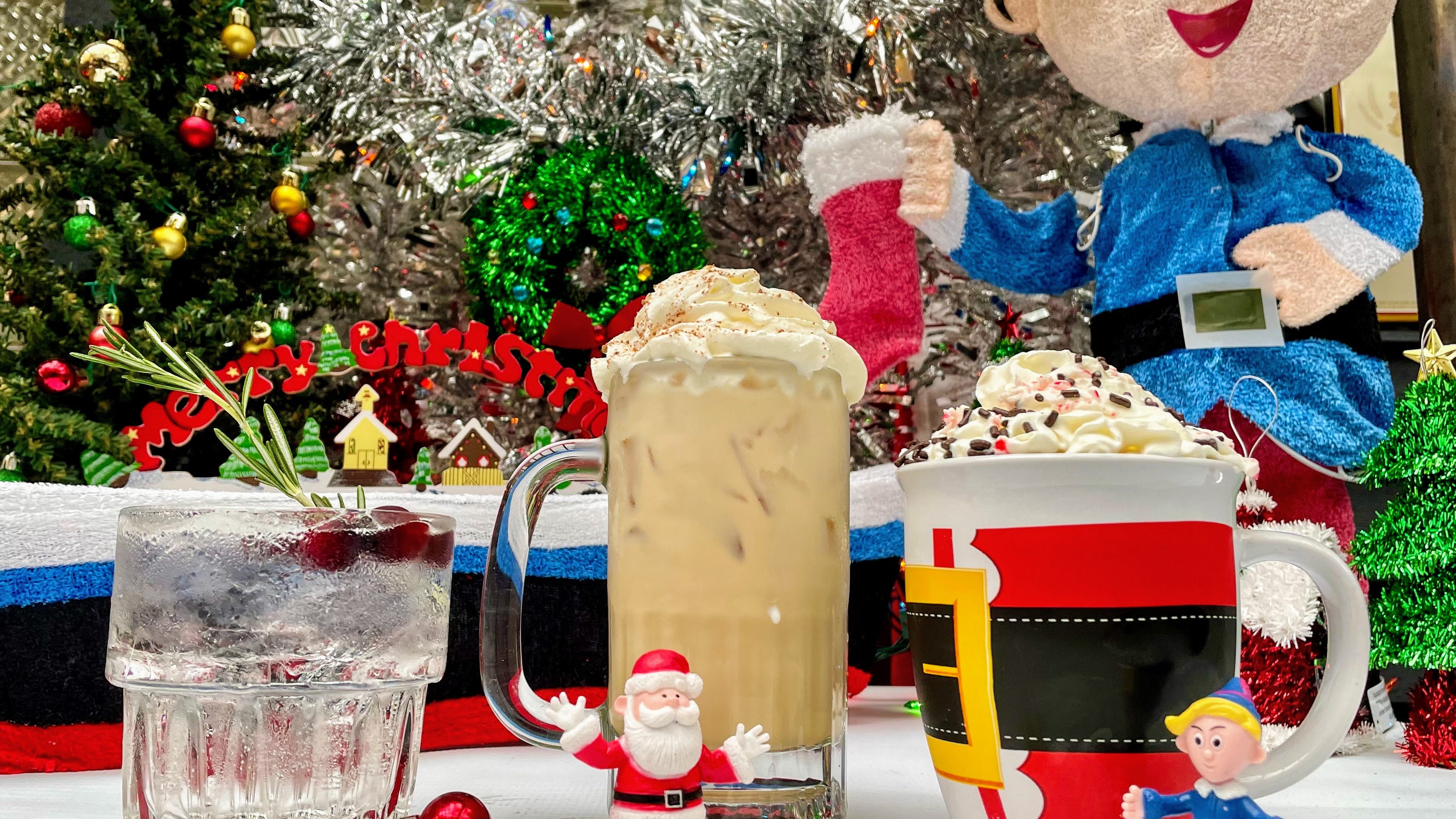 Misfit Christmas: Chicago bar transforms into Island of Misfit Toys
