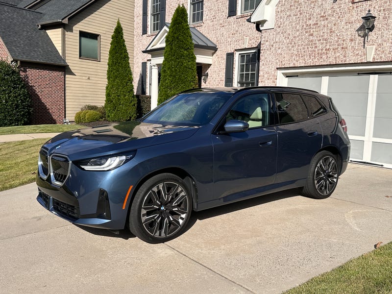 2025 BMW X3 xDrive30i 