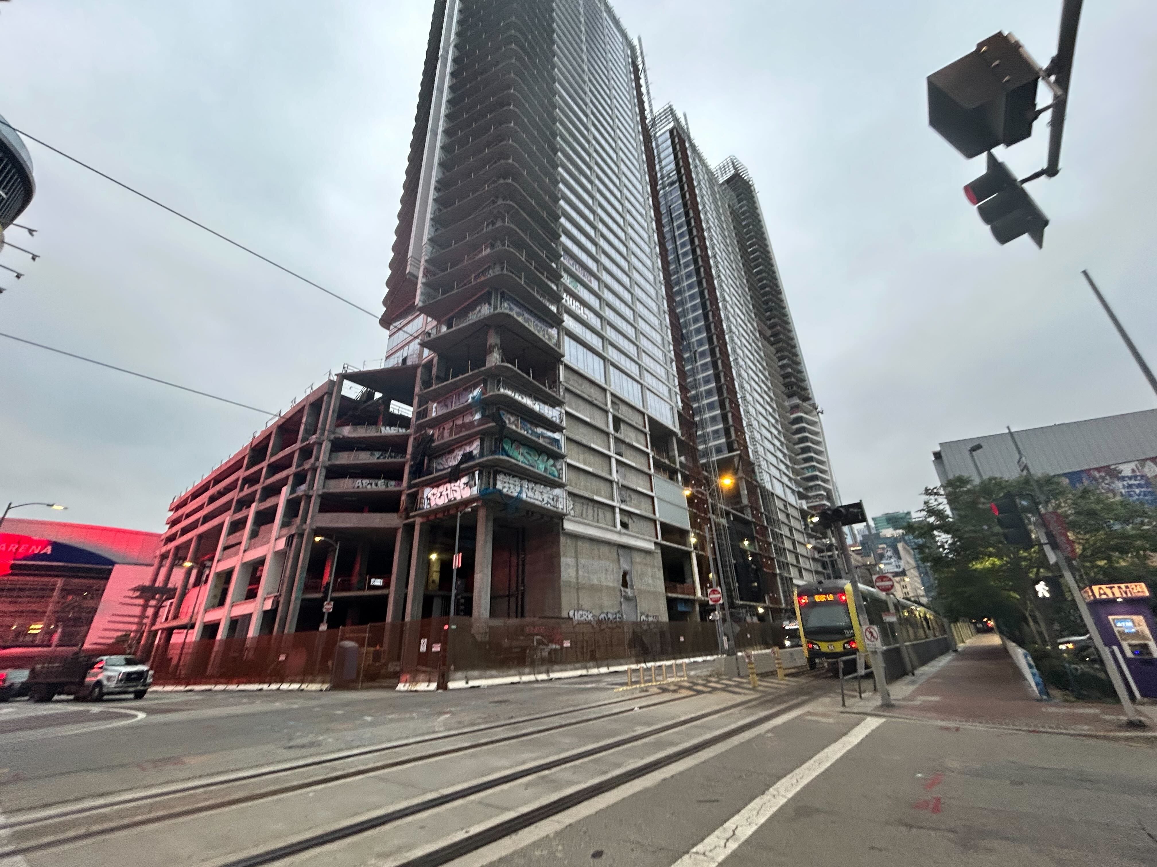 Issues continue at abandoned building in downtown L.A.