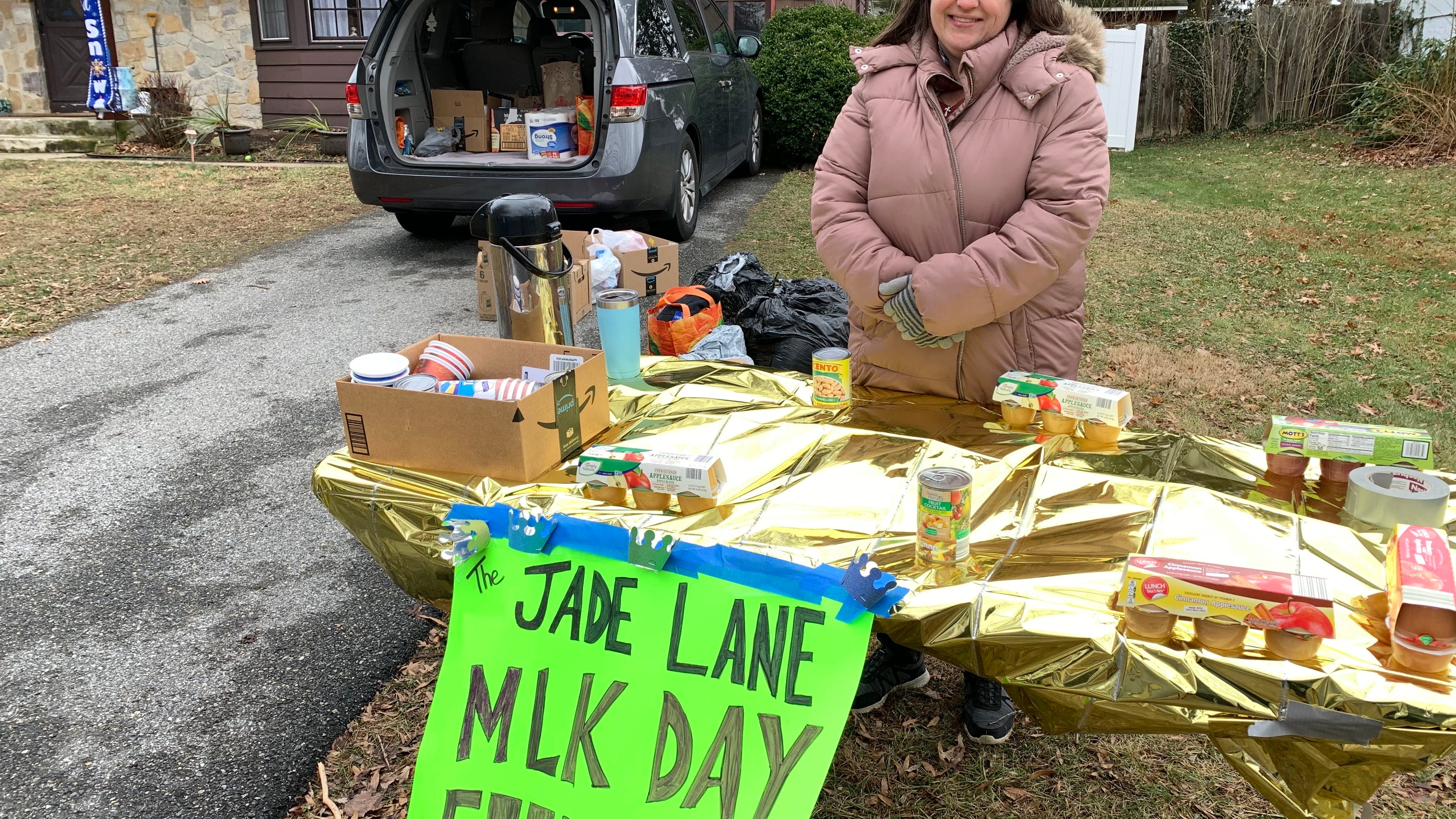 Cherry Hill woman holds one-woman MLK Day food drive