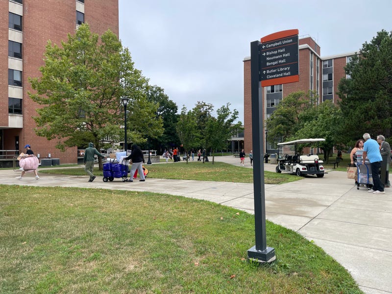 SUNY Buffalo State move-in day