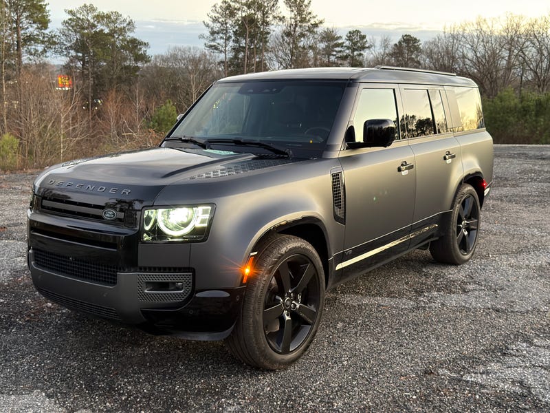 2025 Land Rover Defender 130