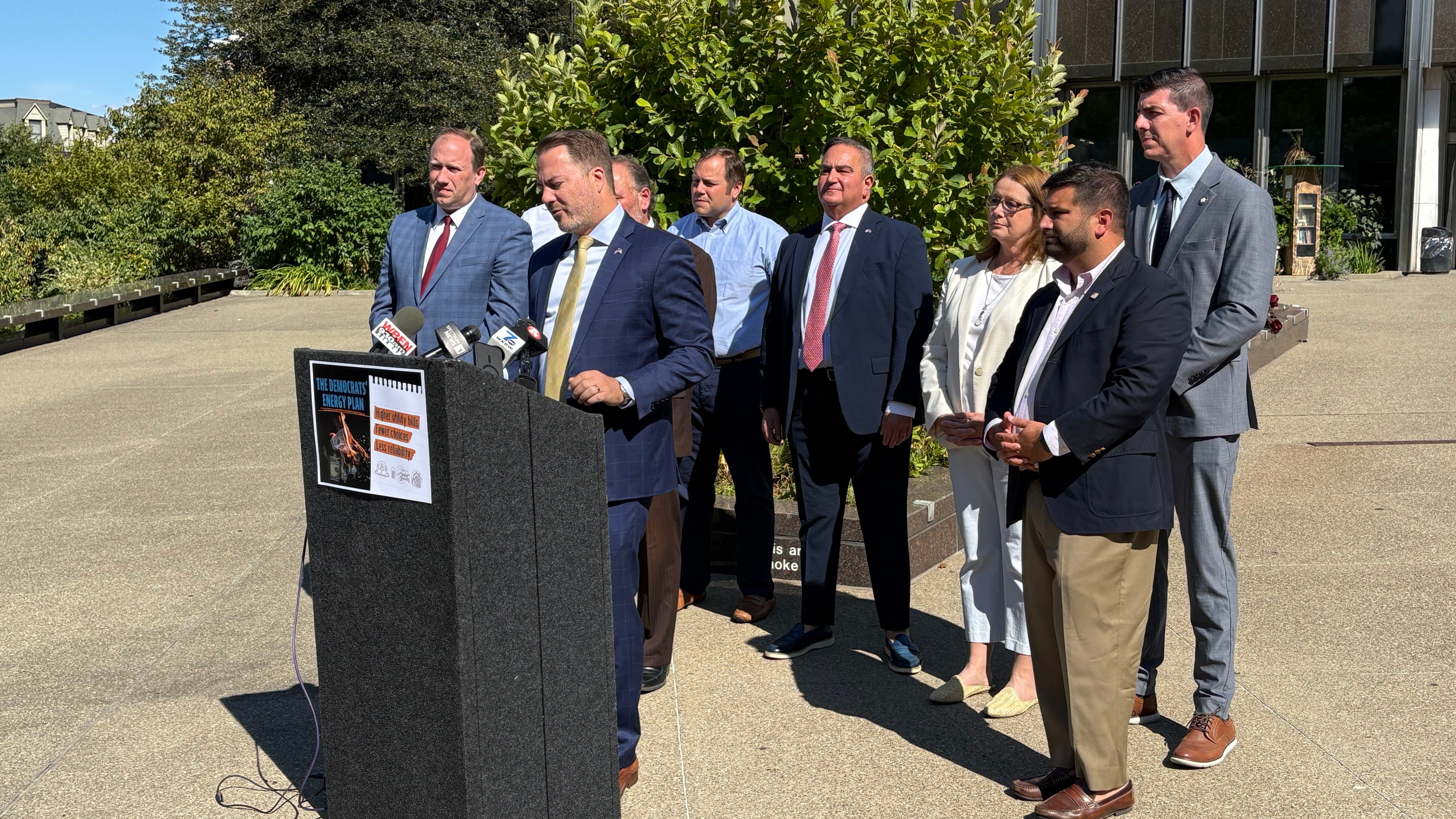 Republican leaders rally to oppose Albany’s energy plan