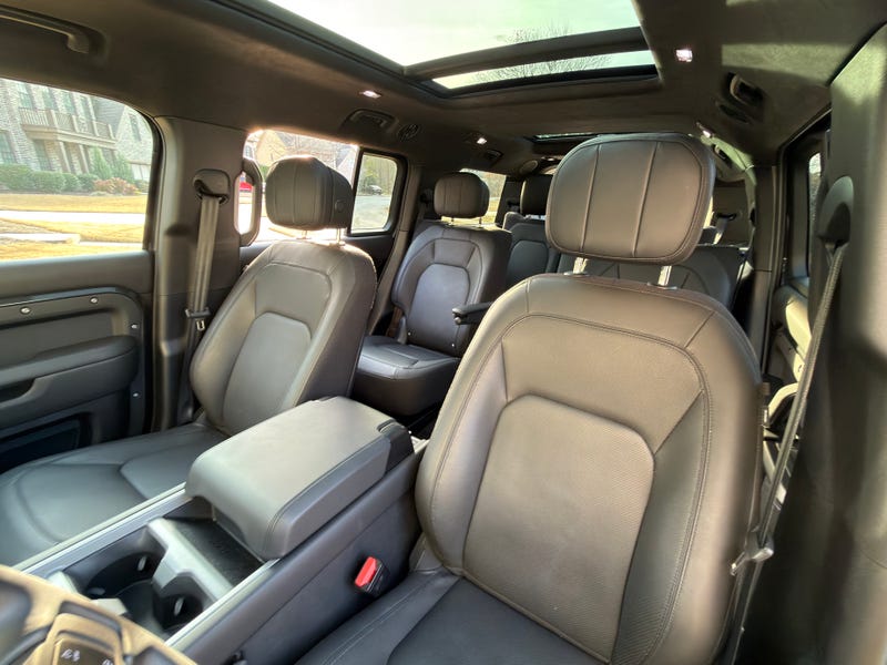 2025 Land Rover Defender 130