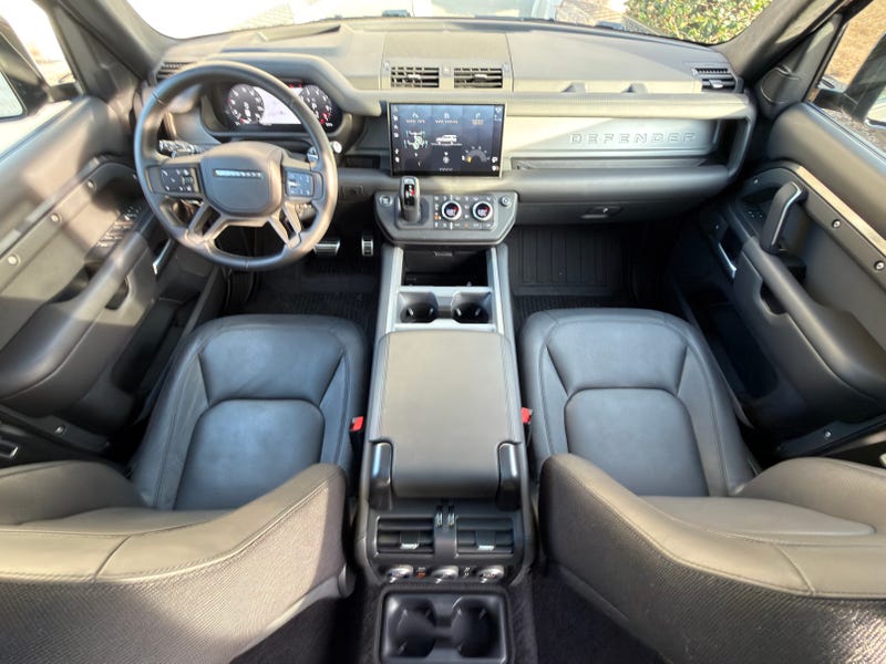 2025 Land Rover Defender 130