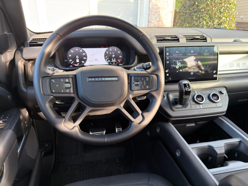 2025 Land Rover Defender 130