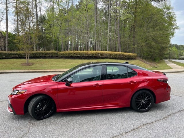 2022 Toyota Camry XSE AWD