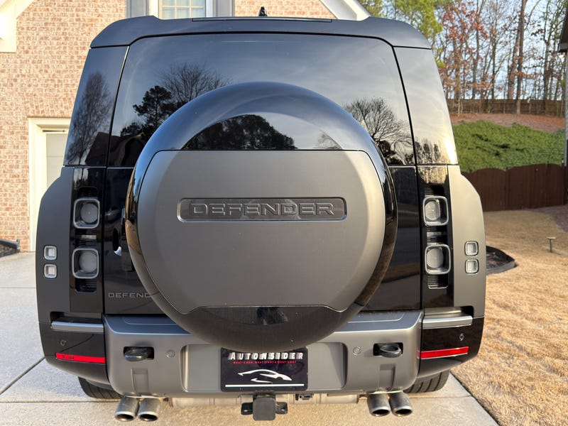 2025 Land Rover Defender 130