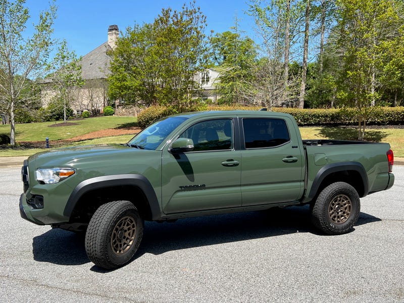 2022 Toyota Tacoma SR5 4X4 Double Cab