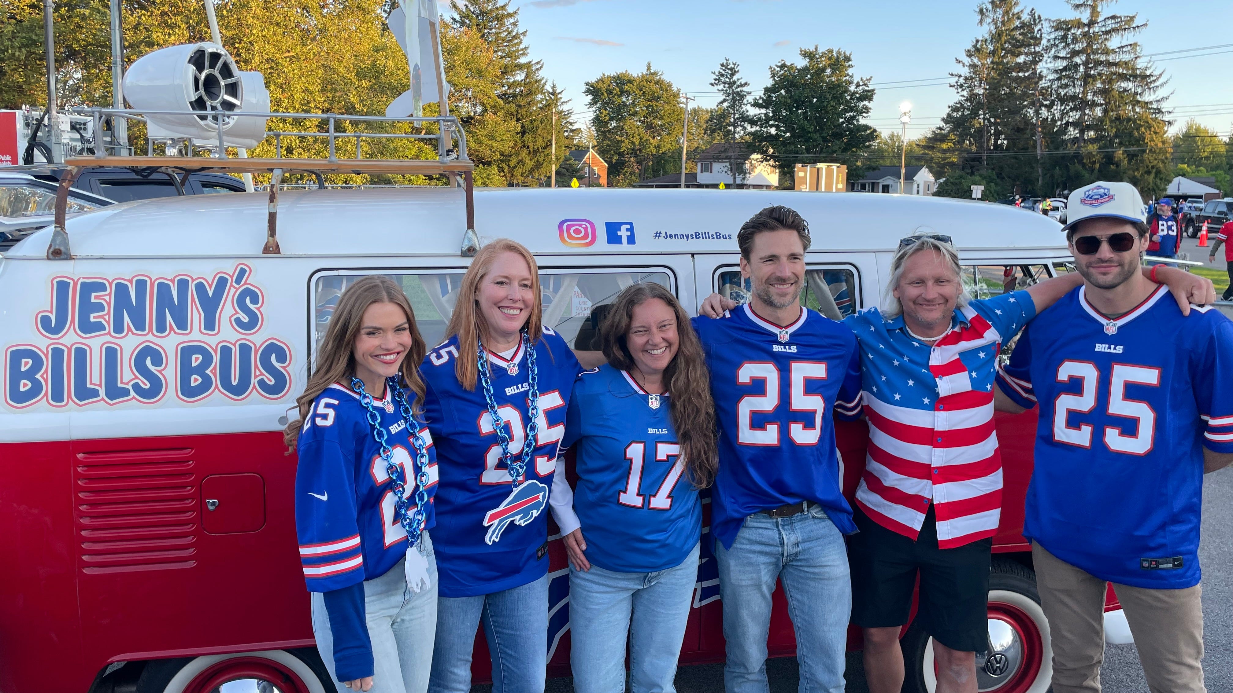 Cast members of Bills Hallmark movie enjoy first tailgating experience in Orchard Park