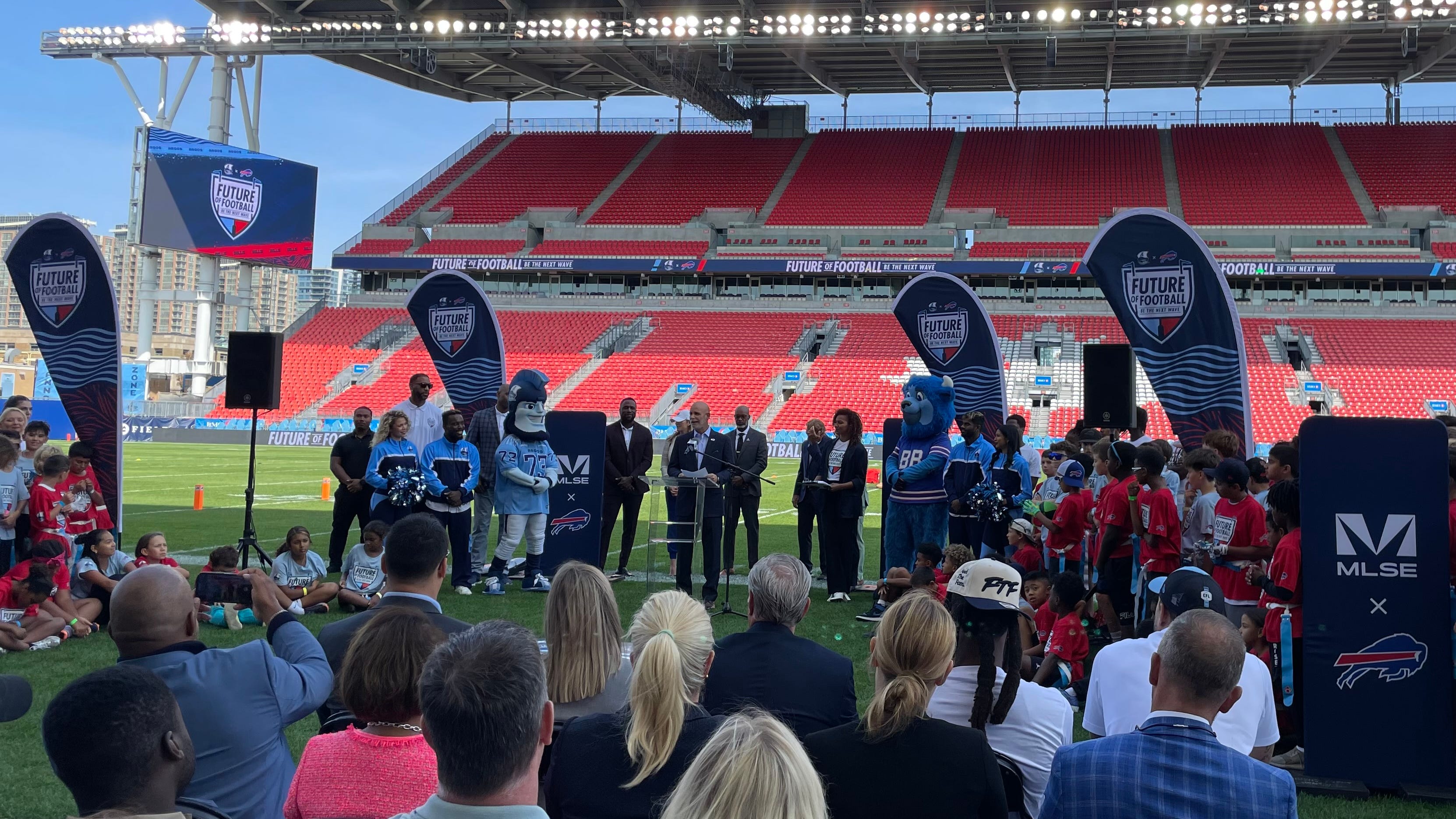 Bills, MLSE form partnership aimed at growing game of football in Canada
