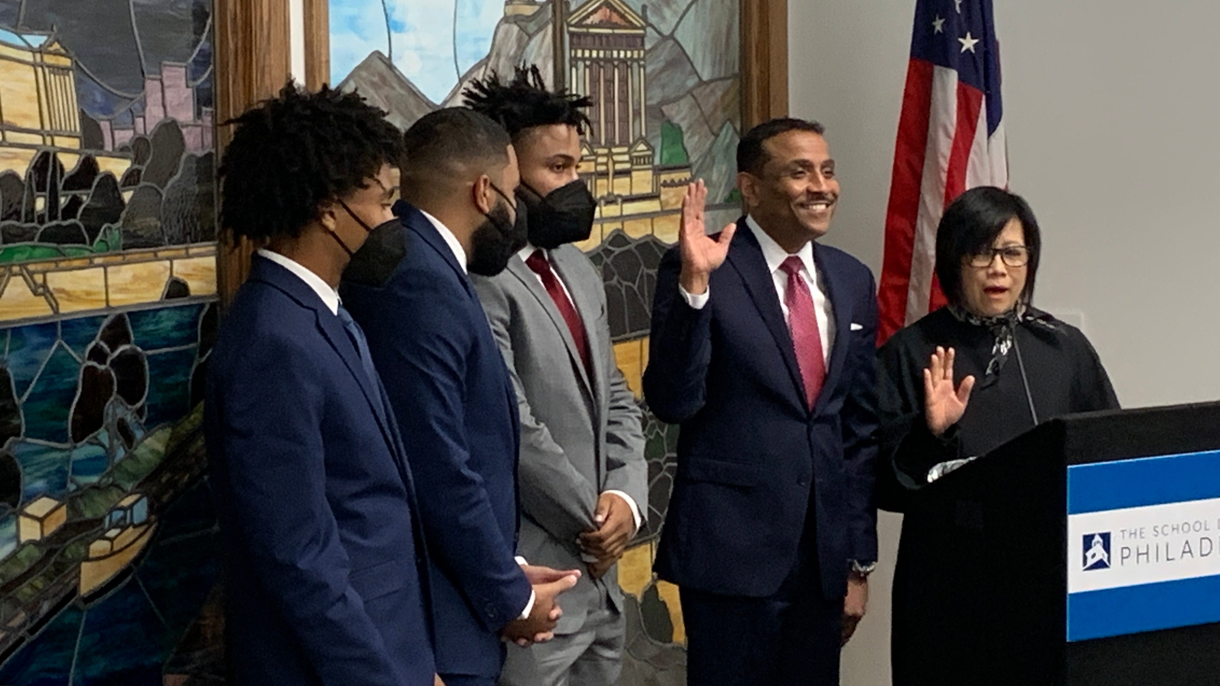Tony Watlington officially sworn in as Philly schools superintendent