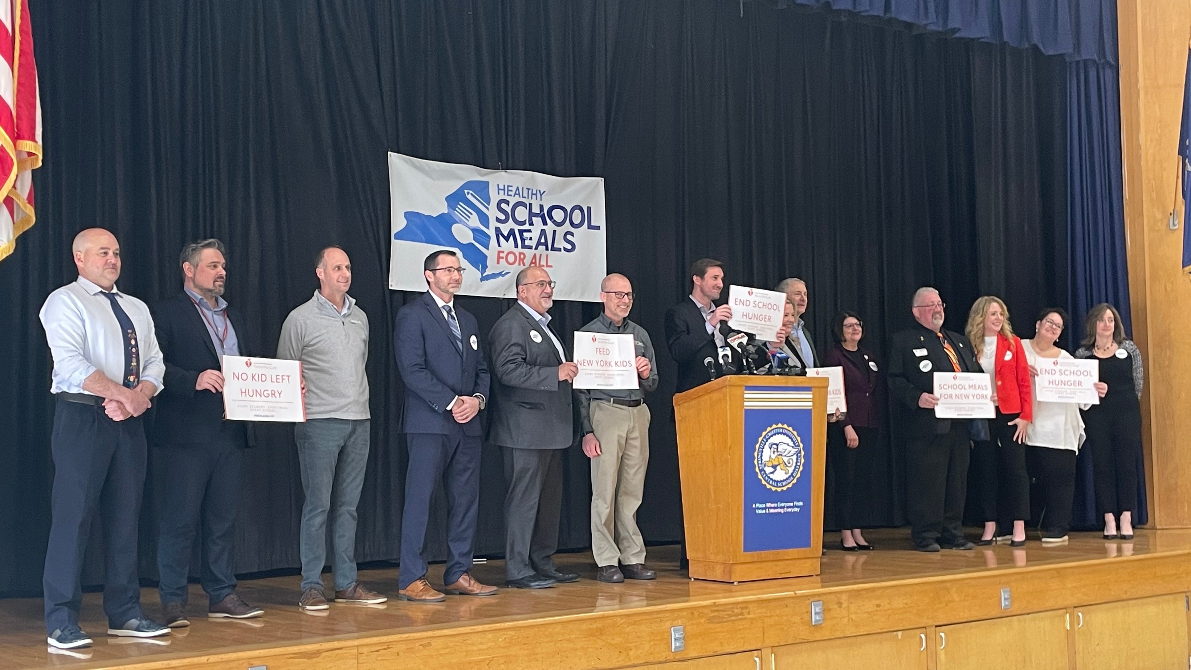Advocates call on Gov. Hochul to fully fund free school meals for students in 2024 state budget