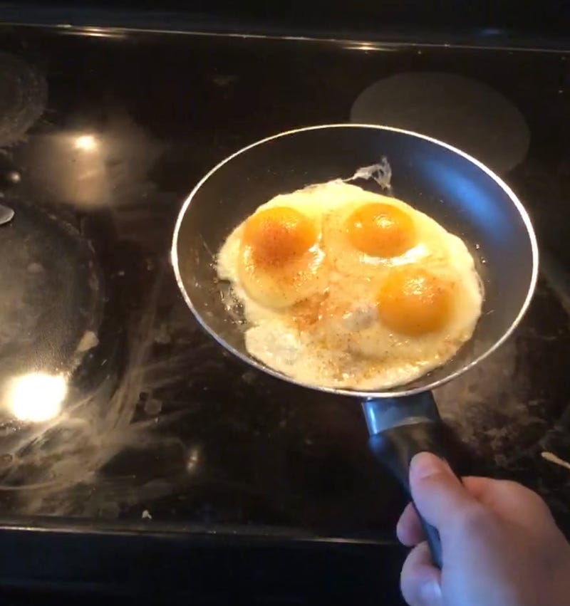Fried eggs in a pan