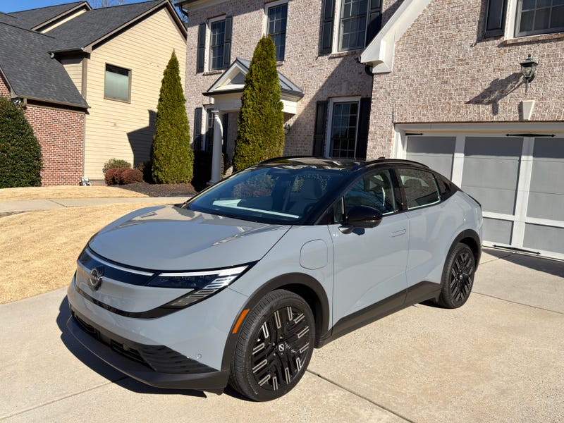 2026 Nissan LEAF Platinum+ FWD