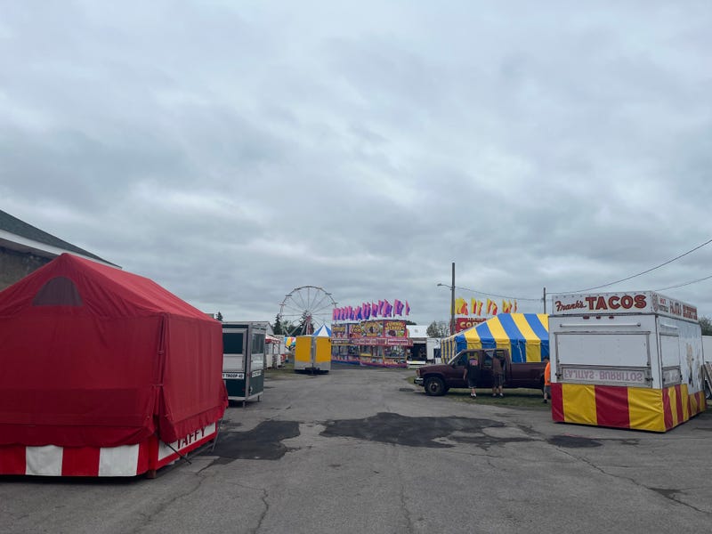 Prep before the fair.