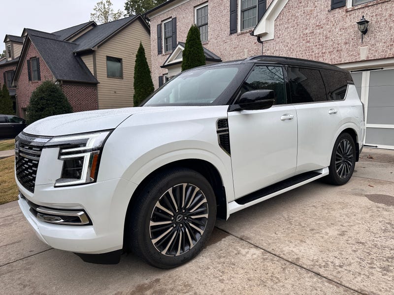 2026 Nissan Armada Platinum Reserve Intelligent 4WD