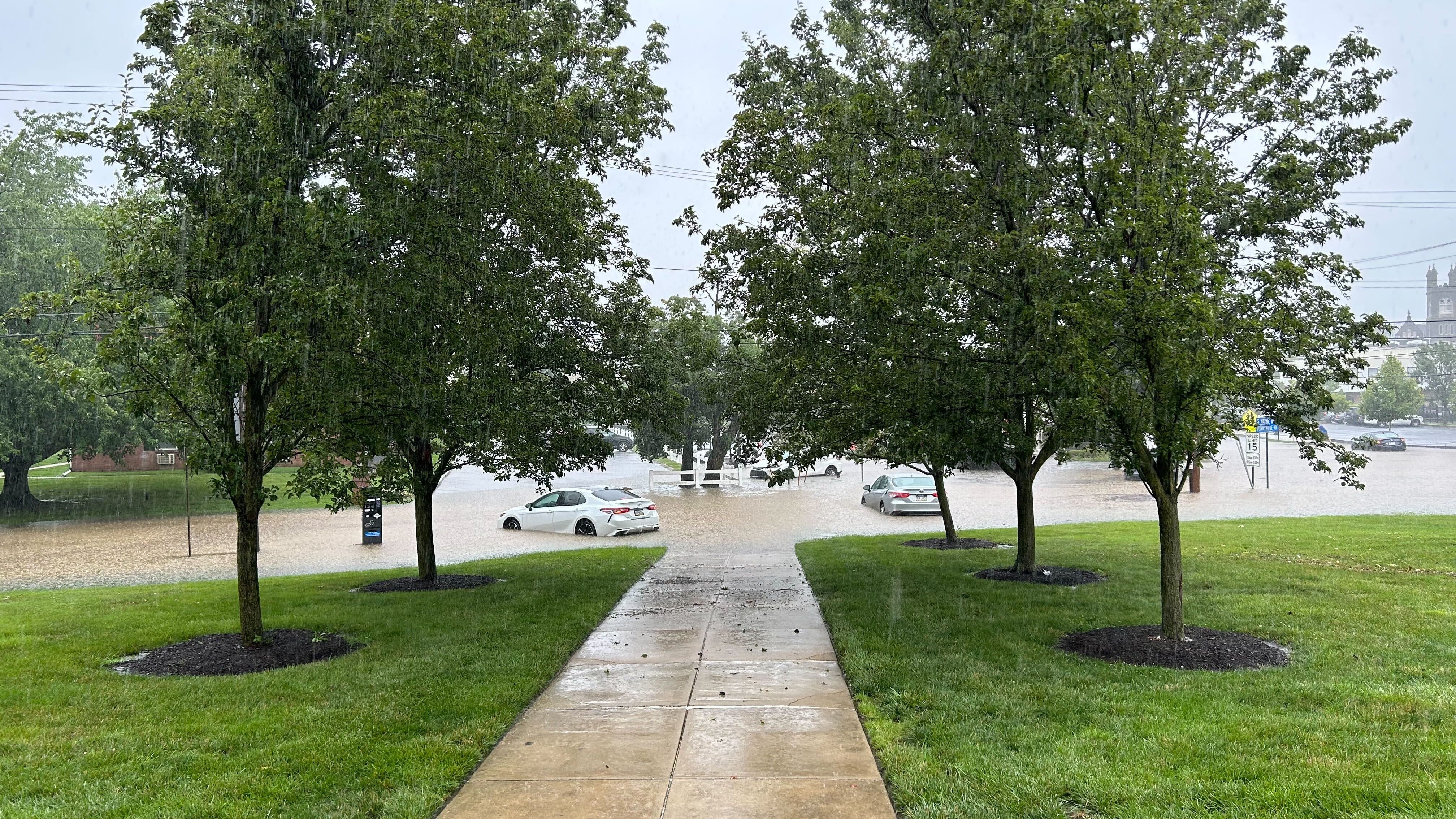 Congregants leave Wayne church to find their cars floating in floodwaters