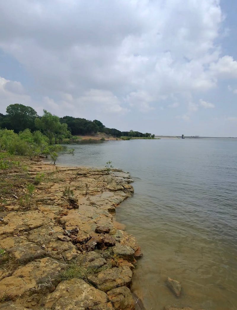 Grapevine Lake