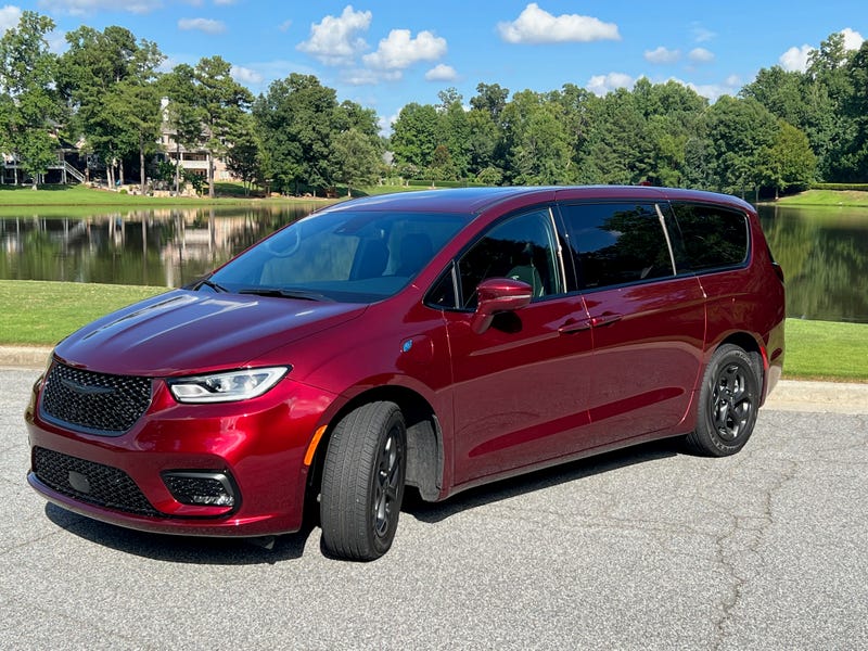 2022 Chrysler Pacifica Hybrid Limited